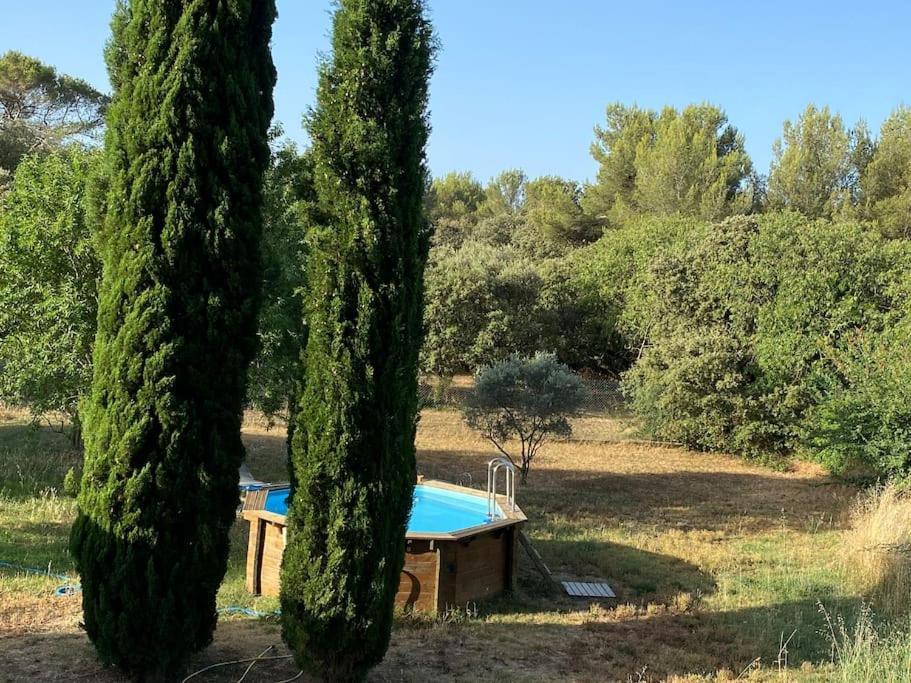 Maison Dans La Pinede Rognes Exteriör bild
